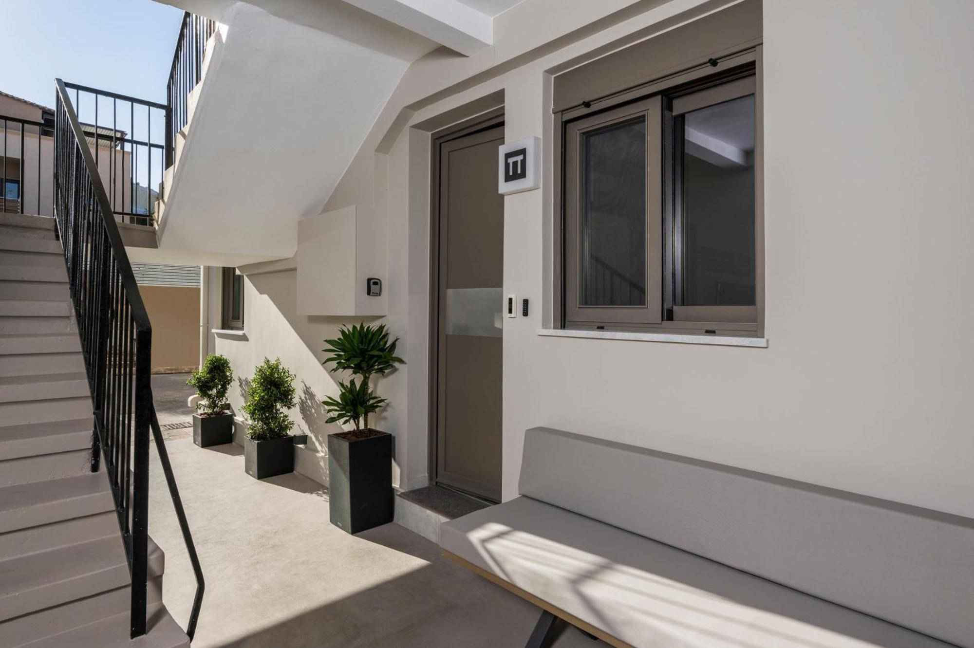 Π Suite Project: Smart Bnb Chania  Exterior foto